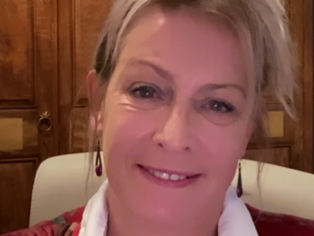 <b>A Seasonal Mystery with Deborah Houlding</b> November 1, 2026 | 10 am - 12 pm