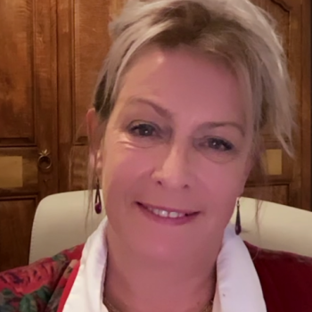 <b>A Seasonal Mystery with Deborah Houlding</b> November 1, 2026 | 10 am - 12 pm